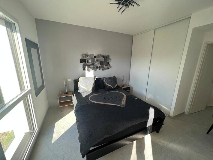 Gîte pour 4 personnes, avec terrasse dans Port Pin Rolland - 2