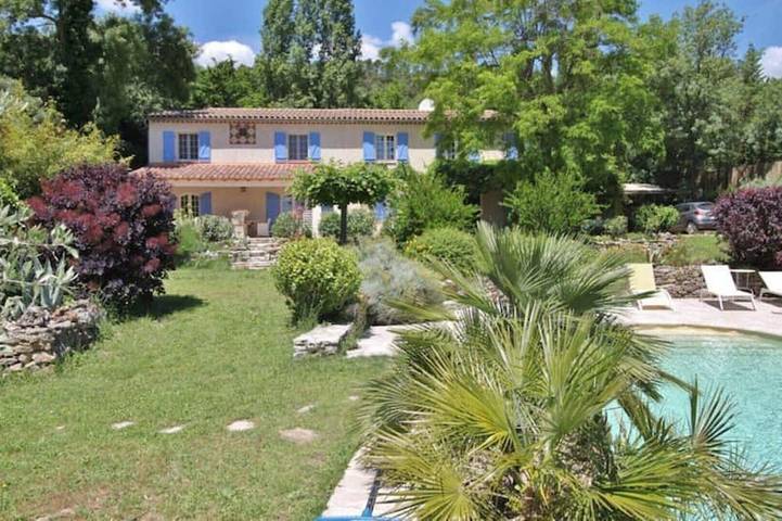 Villa voor 9 personen, met terras en tuin - 1