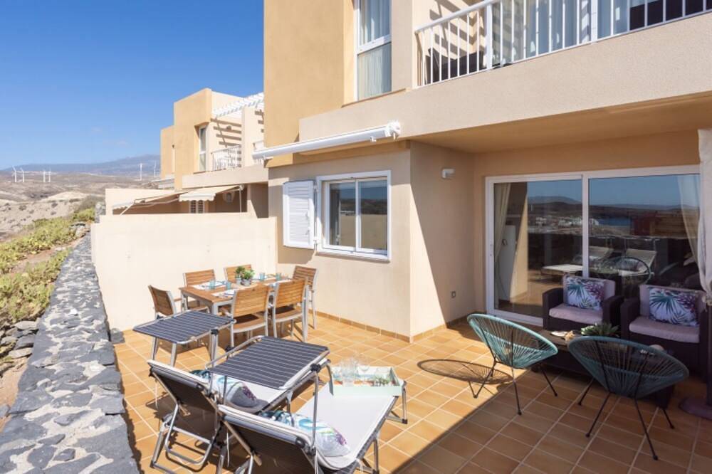 Entire apartment, Total Relax Apartment in Porís de Abona, South Tenerife