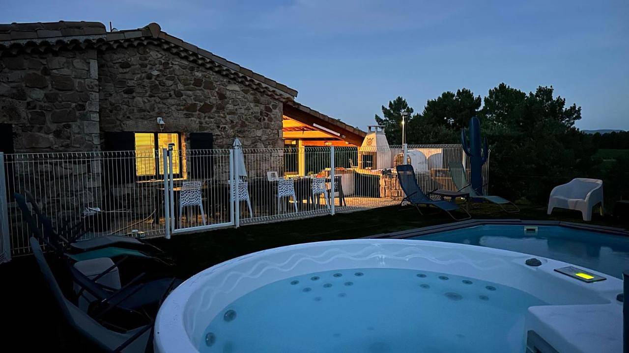 Five-Bedroom House in Vernon, Parc naturel régional des Monts d'Ardèche