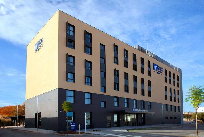 Hôtel pour 2 personnes, avec jardin et piscine - 1
