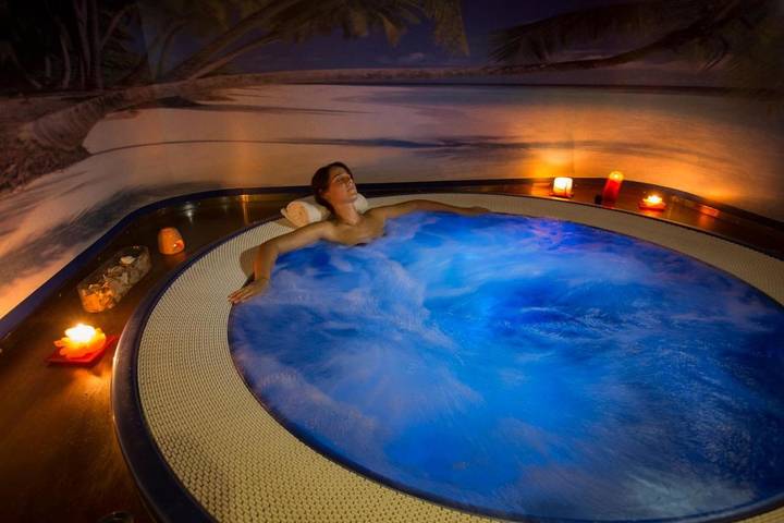 Hôtel pour 2 personnes, avec jacuzzi et sauna ainsi que jardin et piscine à Monteriggioni - 2