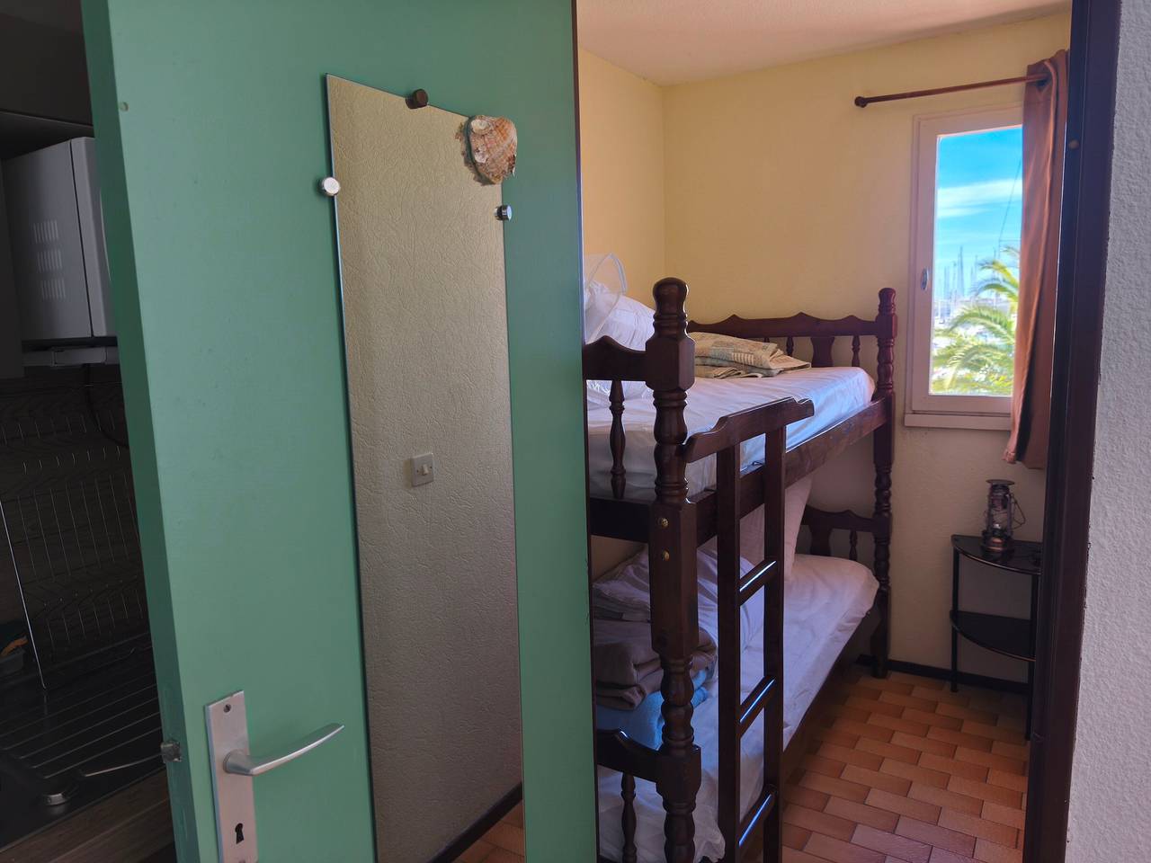 Appartement entier, Studio Cabine à Gruissan pour 4 pers - Parking sécurisé in Gruissan (Ville), Gruissan