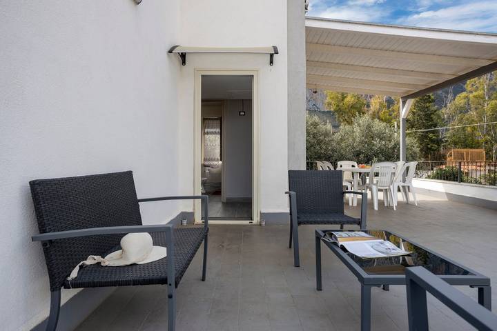 Hel lägenhet, Apartment "Pozzillo House 500 m dal Mare" with Garden & Wi-Fi in Pozzillo (Palermo), Cinisi