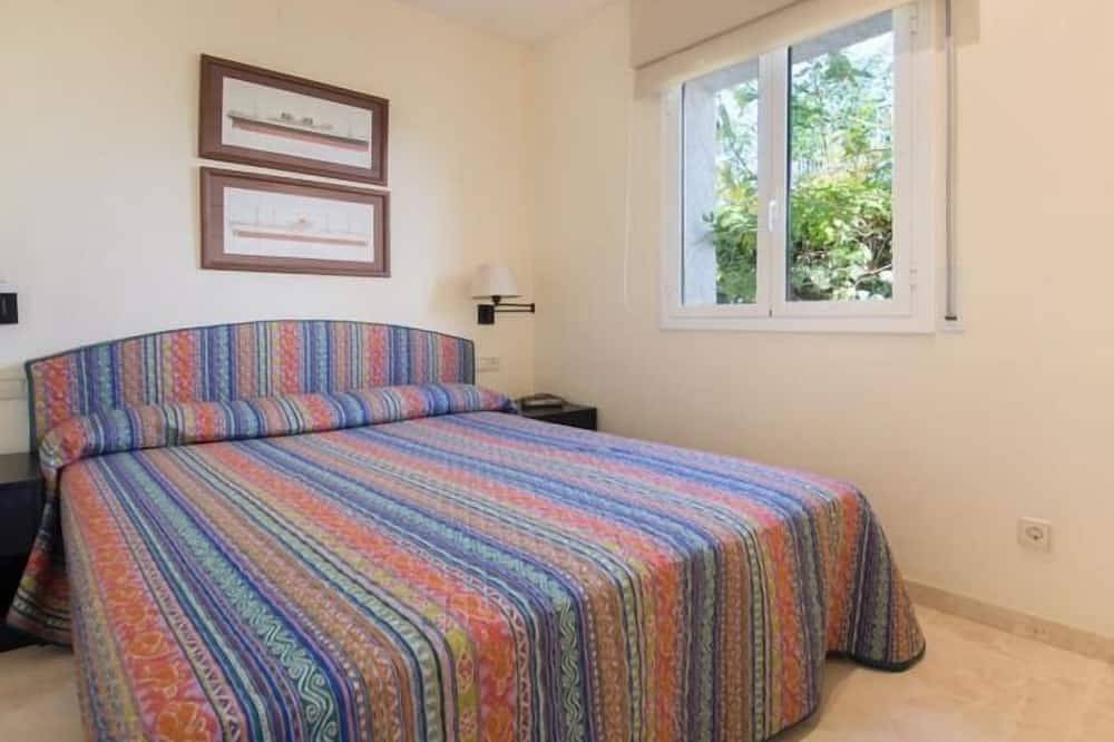 R5 Casa Coma ruga con piscina y parking in Coma-ruga, Vendrell