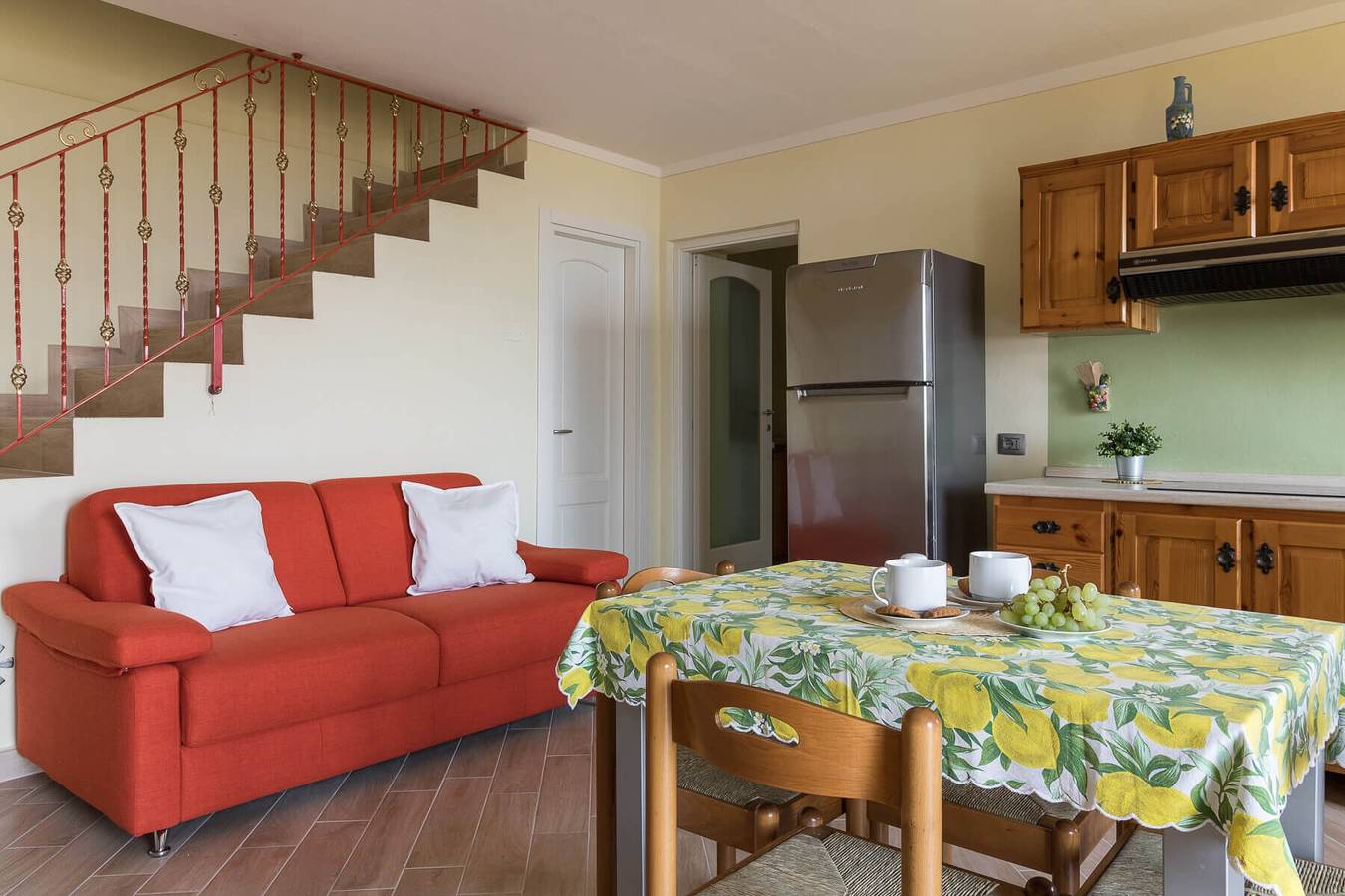 Appartamento intero, Appartamento 'El Pià' con vista lago e giardino privato in Tignale, Prealpi Gardesane