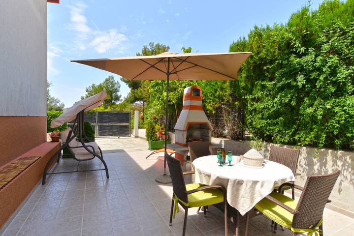 Ferienwohnung für 2 Personen, mit Terrasse und Balkon/Terrasse in Fazana - 3