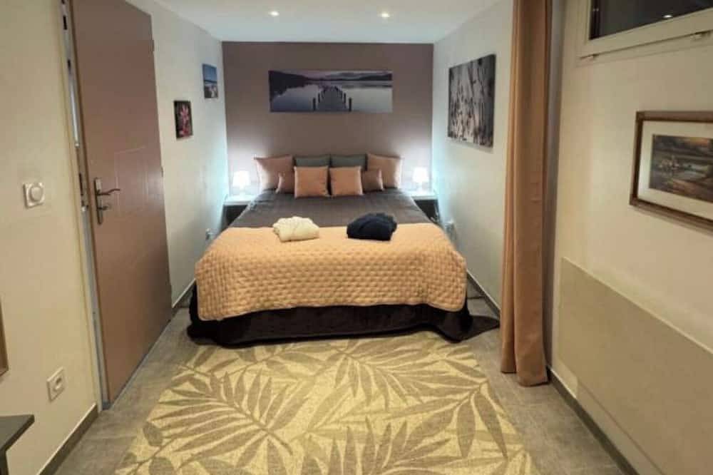 Ganze Wohnung, Chez Isa - apartment with pool and jacuzzi in Gigean, Côte d'Améthyste