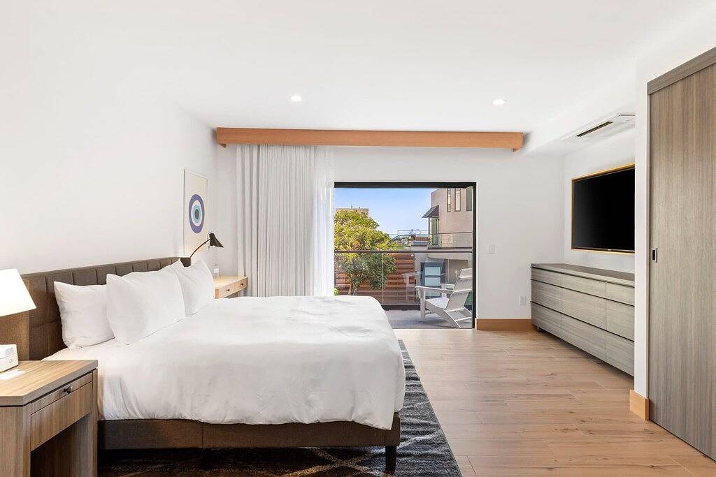 Ganze Wohnung, Malibu Sand Suite #15 by Stay Awhile Villas in Malibu Beach, Malibu