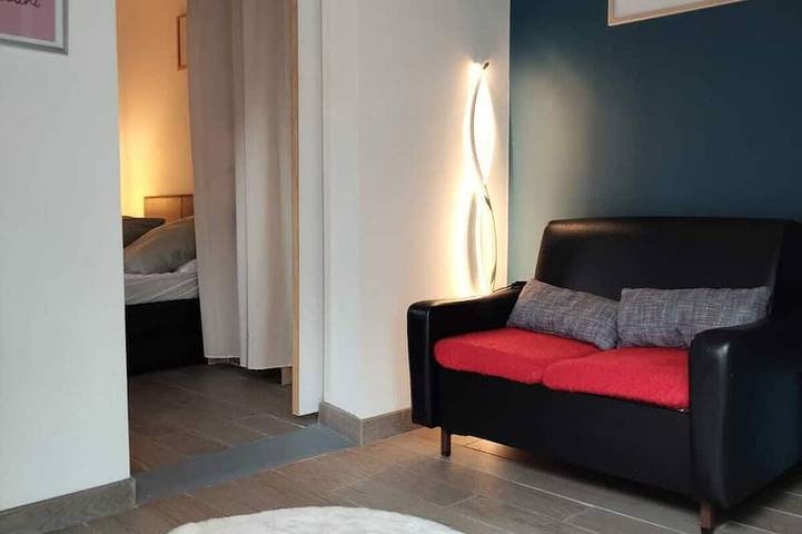Chalet pour 4 personnes, avec jardin ainsi que jacuzzi et piscine, animaux acceptés - 1