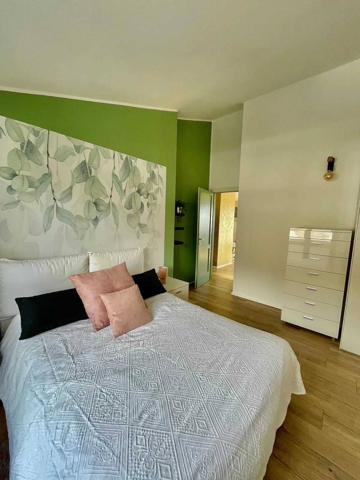 Entire apartment, Modern Apartment in Nebbiuno with Lake View in Pisano, Lago Maggiore (Piemonte)