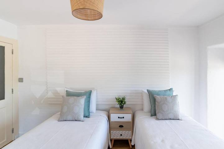 Location de vacances pour 4 personnes, avec jardin et vue dans Miranda do Corvo - 3