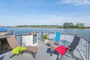 Hausboot für 6 Personen in Polnische Ostsee, Ostseeküste Polen, Bild 3