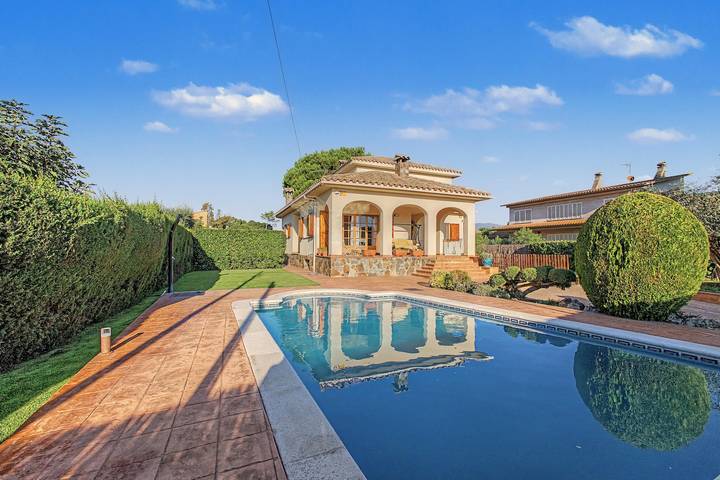 Holiday Home 'Casa Arrels' with Montseny Views in Sant Antoni de Vilamajor, Barcelona provins