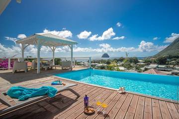 Location de vacances pour 10 personnes, avec balcon et jardin dans Anse Caffard