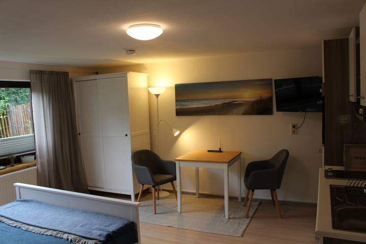 Geheel appartement, Vakantieappartement 'Am Barthelwald' met privéterras en wifi in Wilhelmsdorf, Region Bodensee-Oberschwaben