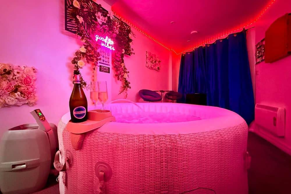 Relaxing retreat in Maidstone center with Private Hot tub in Kent