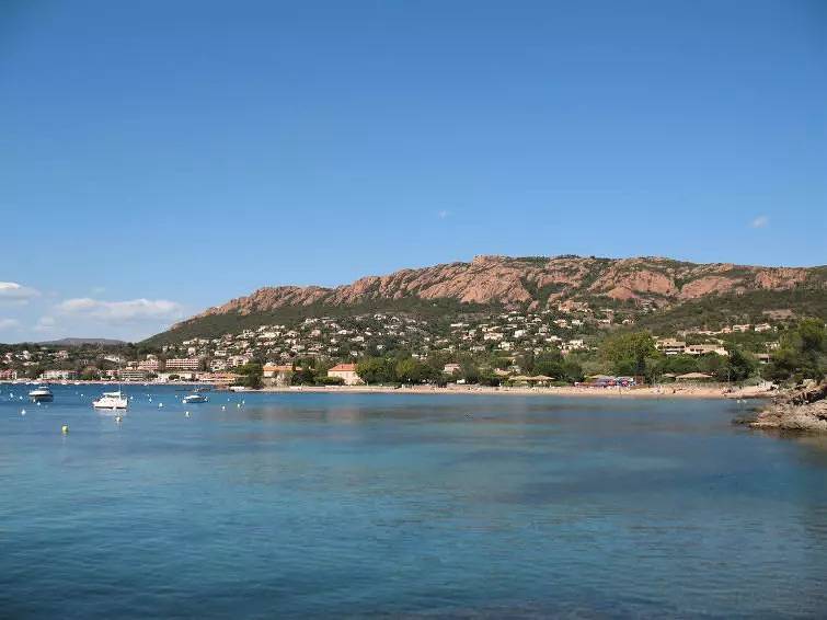 Ganze Wohnung, 1 Pièce 4 Personnes in Cap Esterel, Saint-Raphaël