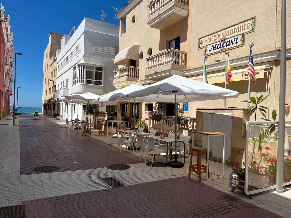 Hotel Macavi Playa in Playa de la Costilla (Rota), Rota