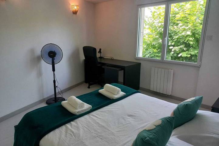 Family home for a quiet stay close to all amenities! in Montrichard Val de Cher, Región de Blois