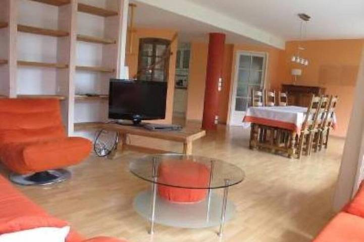 Gîte pour 8 personnes, avec balcon dans Office De Tourisme De Briancon