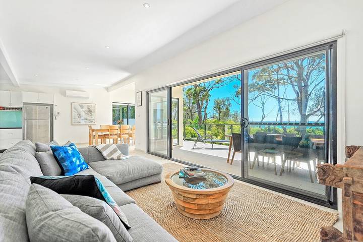 Holiday home for 8 people, with garden in Vincentia