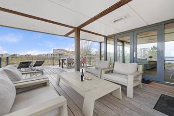 Villa for 4 Guests in Goeree-Overflakkee, North Sea Netherlands, Picture 2