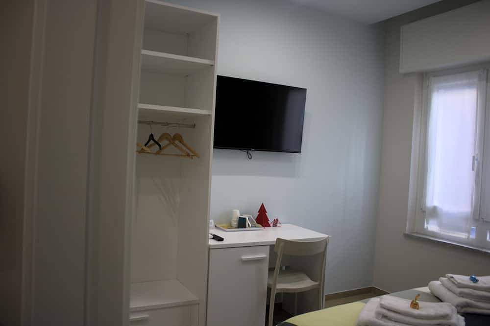 The Poet's Oasis | Poetry Room in Crotone, Crotone Province