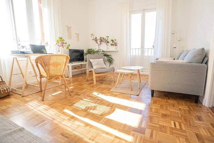 Apartamento de vacaciones para 4 personas, con balcón y vistas - 1