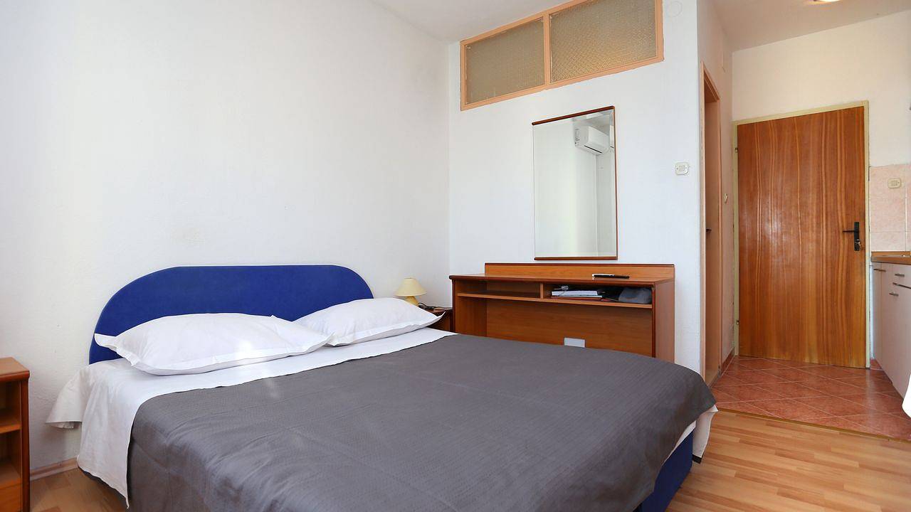 Ganzes Studio, Studio für 2 Personen (17 m²) in Igrane in Igrane, Makarska Riviera