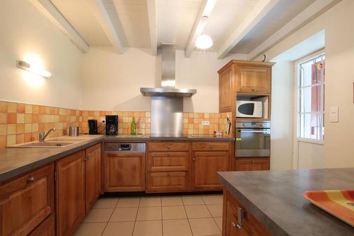 Location de vacances pour 8 personnes, avec terrasse à Juxue - 3