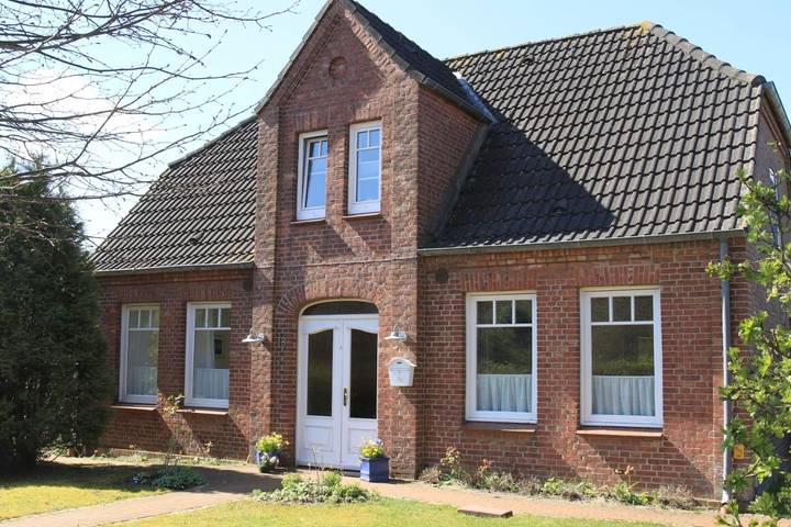 Ferienhaus für 7 Personen, mit Sauna und Ausblick sowie Seeblick und Garten in Schobüll