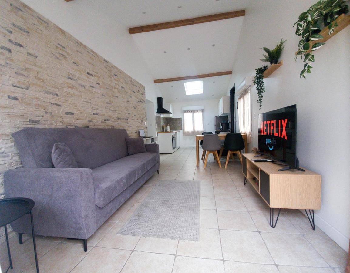 Appartement entier, Maison pierre & poutres - Parking auto - Orly 10min in Orly (Île de France), Val-de-Marne