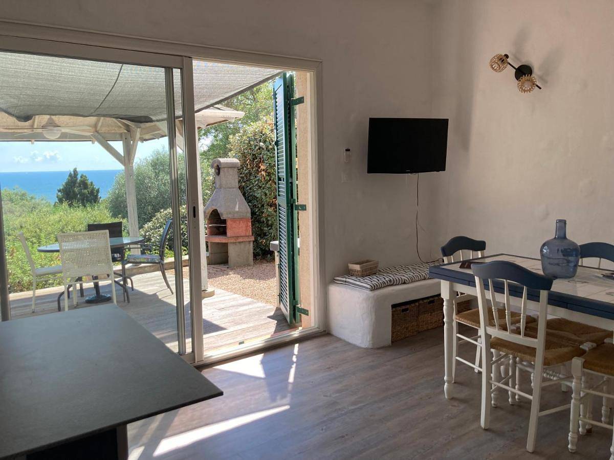 Appartement entier, Apartment with Sea View in Abbartello, Olmeto