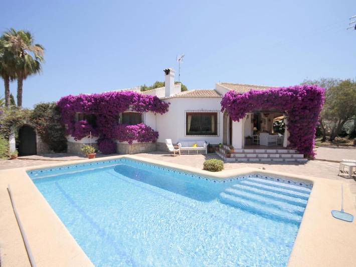 Villa für 10 Personen, mit Garten - 1