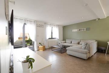 Gîte pour 12 personnes, avec vue et jardin à Coutevroult