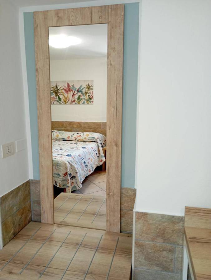 Maison d’hôte pour 2 personnes, avec Terrasse et Jardin à Stintino - 2