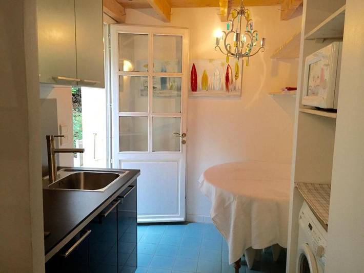 Location de vacances pour 9 personnes, avec Terrasse ainsi que Piscine et Vue à Peypin - 3