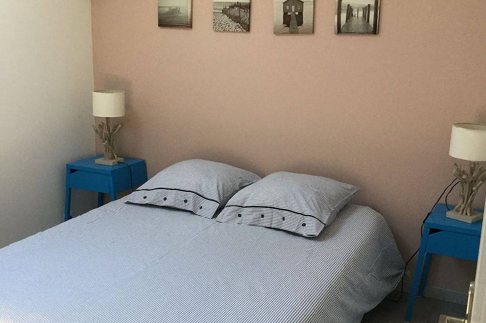 Completamente renovado wifi terraza / casa de jardín en el centro de Vieux Chaucre in Saint-Georges-d'Oléron, Côte de Beauté