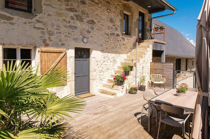 Location de vacances pour 6 personnes, avec terrasse et vue à Saint-Sulpice (Savoie) - 4