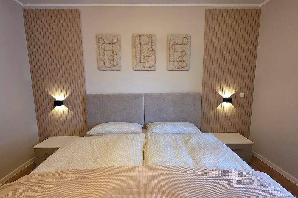 Ganze Wohnung, Exclusive complete apartment for 6 people in Groß-Gerau, Südhessen