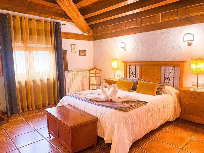 Gîte pour 2 personnes, avec jardin et jacuzzi à Casarejos - 2