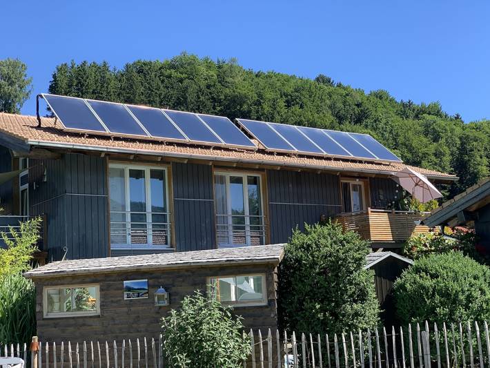 Ferienwohnung für 4 Personen, mit Balkon und Terrasse sowie Garten in Bergen (Chiemgau)