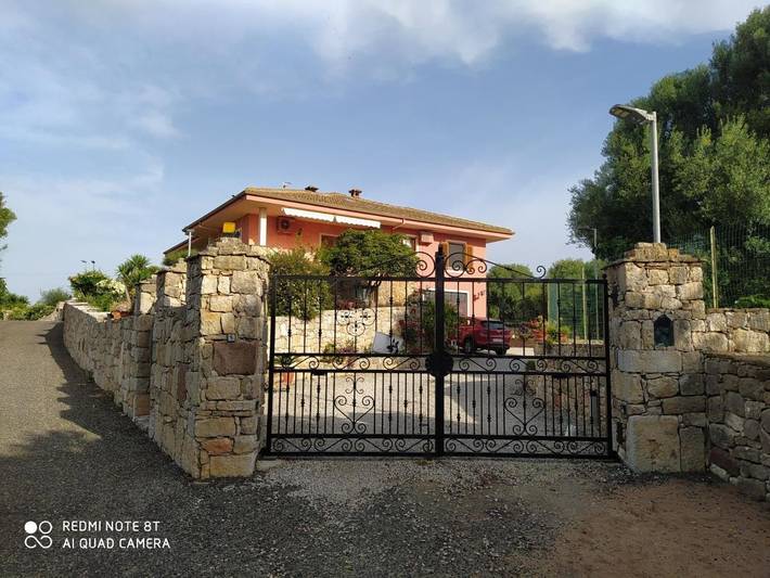 Casa vacanza per 8 persone, con Terrazza e Giardino a Sassari