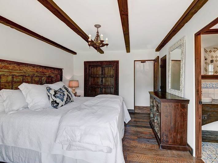 Vacation rental for 12 people, with yard and hot tub, with pets in Bermuda Dunes