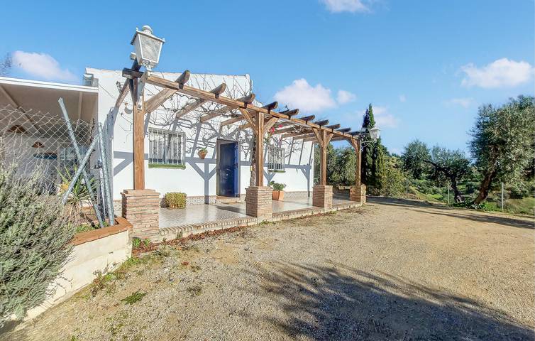 Location de vacances pour 10 personnes, avec jardin ainsi que piscine et terrasse, animaux acceptés à Olvera - 2