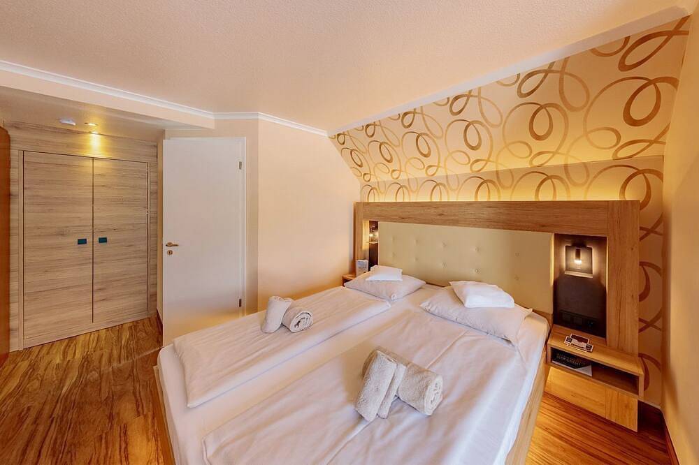 Standard Zimmer 1 inkl. Wlan & Frühstück - Apart Hotel Haveltreff in Caputh, Schwielowsee