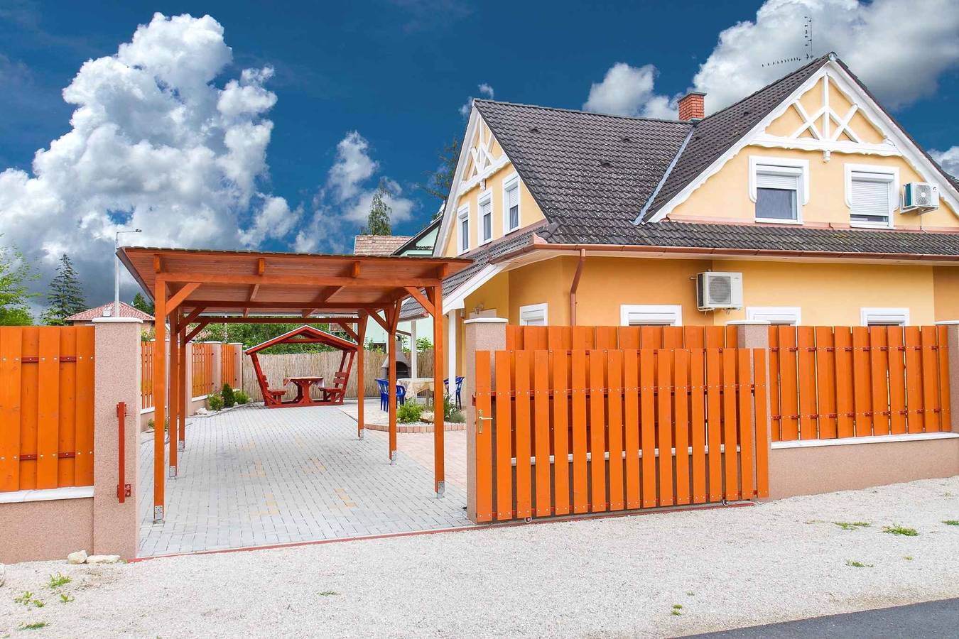 Ferienhaus in der Nähe einer Angelmöglichkeit  in Balatonkeresztur, Plattensee Südufer