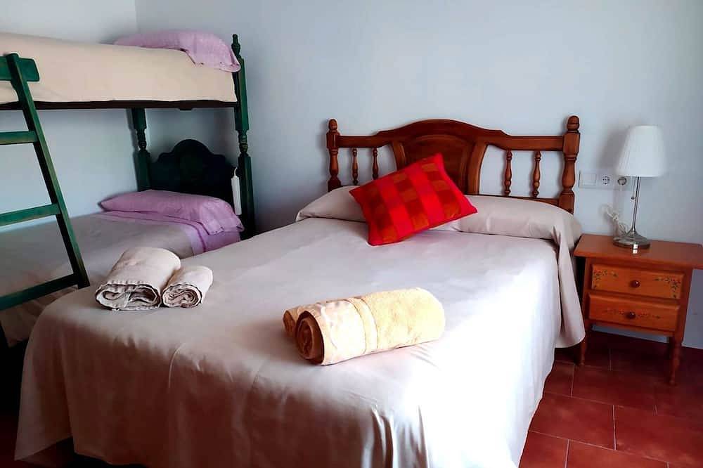 Hermit's House in Ossa de Montiel, Parc naturel des lacs de Ruidera