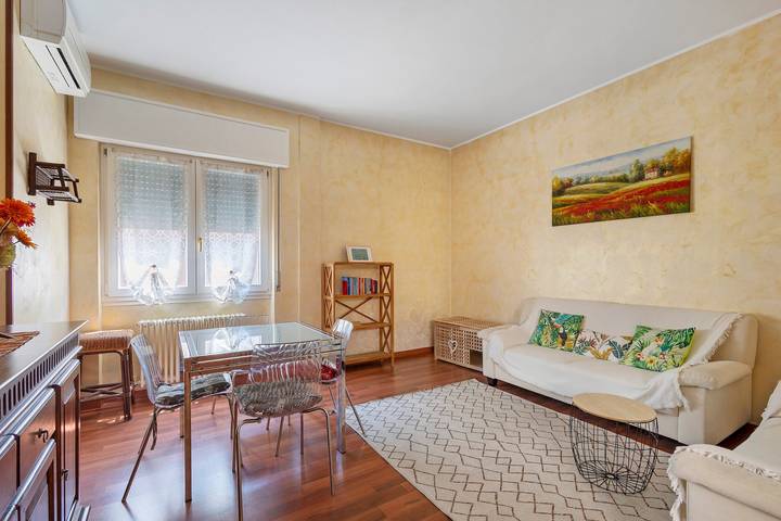 Ferienwohnung für 4 Personen, mit Balkon in Verona